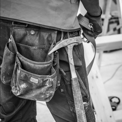 Emploi Neuchâtel, poste charpentier couvreur menuisier, annonce emploi Suisse, job frontalier